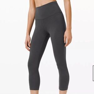 Lululemon Wunder Train High Rise Crop 21”